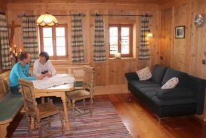 Posezení v ubytování Ferienhaus Veider