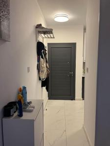 Gambar di galeri bagi Seaview, 1 bedroom apt with a pool di Limassol