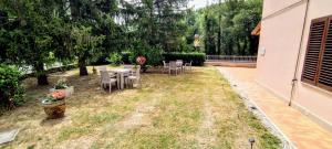 Vonkajšia záhrada v ubytovaní B&B Vetralla