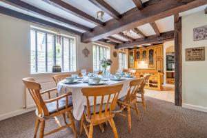Gambar di galeri bagi Finest Retreats - Barn Cottage di Bridgnorth
