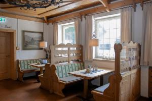 Posezení v ubytování Hotel Gasthof Alter Wirt