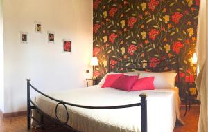 A bed or beds in a room at Vigna Dante