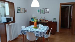 Afbeelding uit fotogalerij van La casa di Panfilo in Sulmona +33 foto's