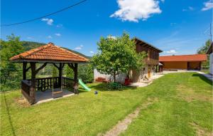 Zahrada ubytování Pet Friendly Home In Severin Na Kupi