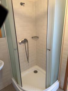 Koupelna v ubytování Apartmán 3 Ohradské náměstí - ČASPV