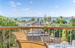 A balcony or terrace at Cozy Apartment In Torrevieja Még 12 kép