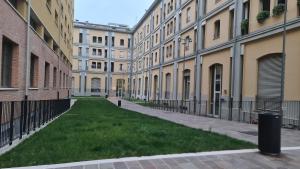 Το κτήριο όπου στεγάζεται  το διαμέρισμα