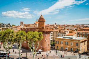 Výhľad na mesto Perpignan alebo výhľad na mesto priamo z apartmánu