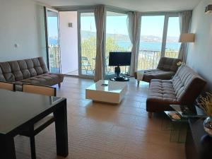 Χώρος καθιστικού στο Troia apartment at the longest white sand beach