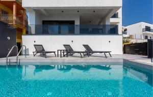 Πισίνα στο ή κοντά στο 4 Bedroom Lovely Home In Crikvenica +36 φωτογραφίες