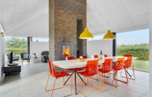 Fotografie z fotogalerie ubytování Cozy Home In Haderslev With Sauna v destinaci Flovt