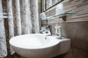Kúpeľňa v ubytovaní B&B Profumi di Sicilia