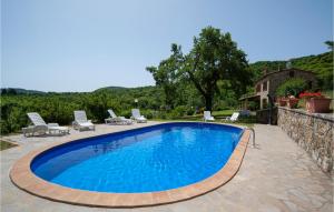 The swimming pool at or close to Cozy Home In Arcidosso With Wifi