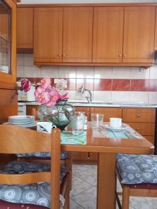Kuchyň nebo kuchyňský kout v ubytování Sia Beach House