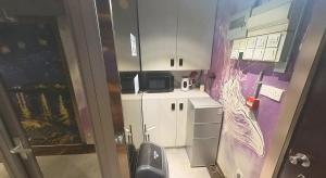 Kamar mandi di Starway Capsules