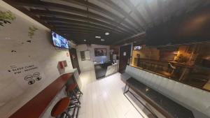 Televisi dan/atau pusat hiburan di Starway Capsules