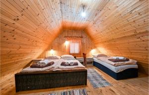 Posteľ alebo postele v izbe v ubytovaní Three-Bedroom Holiday Home In Lekenik