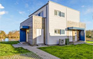 Budova, kde se prázdninový dům nachází + 21 fotografií