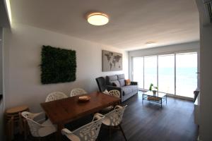 Posezení v ubytování City Sea Views II Alicante + 25 fotografií