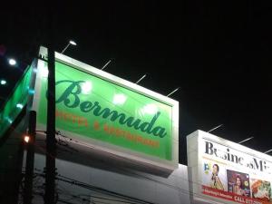 Certifikát, hodnocení, plakát nebo jiný dokument vystavený v ubytování Bermuda Hotel