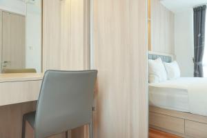 Galeriebild der Unterkunft Cozy Living 2BR at Tokyo Riverside PIK 2 Apartment By Travelio in Rawalembang