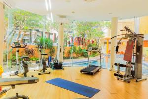 Fitness centrum a/nebo fitness zařízení v ubytování Good Deal Studio Loft Mezzanine (No Kitchen) at Kubikahomy Apartment By Travelio