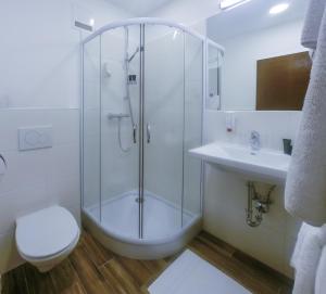 Koupelna v ubytování Hotel Bayrischer Hof