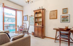 Posedenie v ubytovaní 1 Bedroom Lovely Apartment In Rapallo