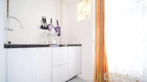 Φωτογραφία από το άλμπουμ του Homey Studio Apartment at Dian Regency By Travelio στη Σουραμπάγια +9 φωτογραφίες