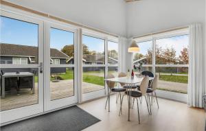 Αίθριο ή υπαίθριος χώρος στο Gorgeous Home In Gudhjem With Wifi