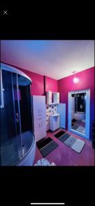 Una cocina o zona de cocina en Dede home