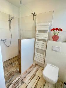 Ένα μπάνιο στο Gustava 30 +6 φωτογραφίες