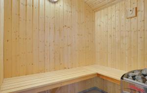 Fotografie z fotogalerie ubytování Amazing Home In Løkken With Sauna v destinaci Løkken
