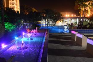 Bazén v ubytování Playa Almendro Resort nebo v jeho okolí
