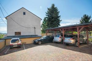 Fotografia z galérie ubytovania Wunderschöne Ferienwohnung in Keszthely v destinácii Keszthely