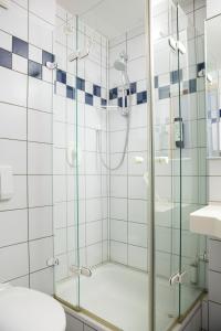 Koupelna v ubytování Roomingtons Karoli Waldkirchen