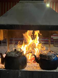 Εγκαταστάσεις μπάρμπεκιου για όλους τους επισκέπτες του κάμπινγκ