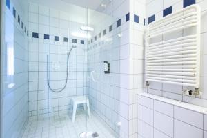 Koupelna v ubytování Roomingtons Karoli Waldkirchen