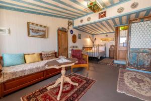 A bed or beds in a room at Container Luxury House