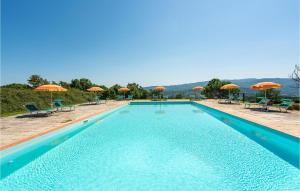 The swimming pool at or close to 2 Bedroom Beautiful Apartment In Poppi Még 18 kép