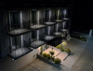 Balkón alebo terasa v ubytovaní Hotel Kocka Vrnjačka Banja