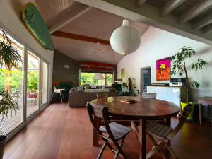 Χώρος καθιστικού στο Villa Messangeles