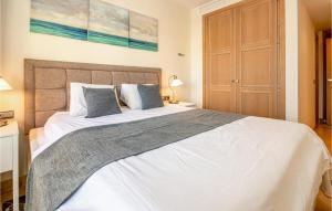 Posteľ alebo postele v izbe v ubytovaní 2 Bedroom Gorgeous Apartment In Manilva
