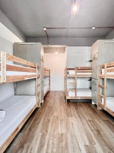 Postel nebo postele na pokoji v ubytování Faloe Hostel + 37 fotografií