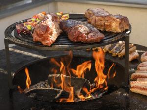 Attrezzature per barbecue disponibili per gli ospiti dell'hotel