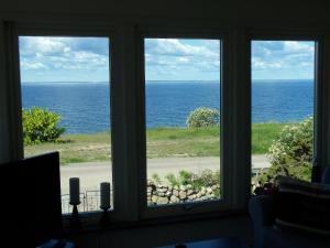 Fotografie z fotogalerie ubytování Freistehende Strandvilla mit großem Balkon v destinaci Sandviken