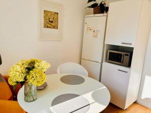 Kuchyň nebo kuchyňský kout v ubytování Gemütliches Design Apartment im Norden von Bremen + 5 fotografií