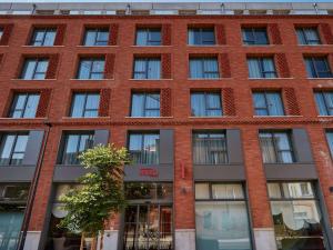 トゥールーズにあるAparthotel Adagio Original Toulouse Centre La Graveの赤レンガ造り +37枚の写真