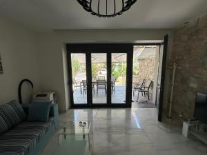 Imagen de la galería de Villa Stefanie, en Chaniotis 49 fotos más