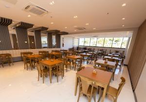Rota 44 Hotel餐厅或其他用餐的地方